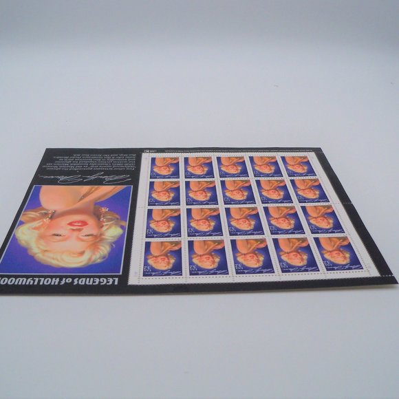 Marilyn Monroe Legend of Hollywood 1995 32 cent Stamp Sheet - Picture 9 of 9